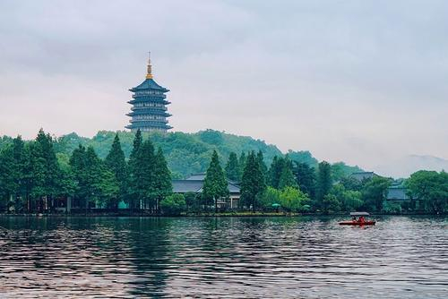 雷峰塔在哪儿