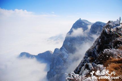 四川历史文化名城乐山_乐山好玩的地方